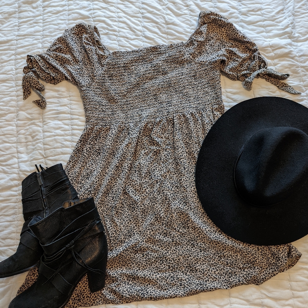 American Eagle Leopard print mini dress